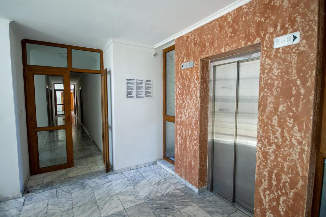 Studio Apartment With Balcony 300M From Beach Slântsjev Brjag Eksteriør bilde